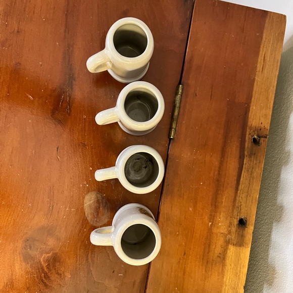 4 mini beer steins - Picture 4 of 6